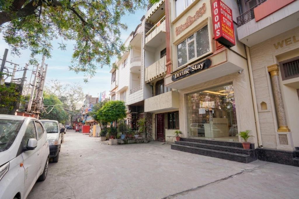 Amritsar Hotel | Hotel Divine 800m to Golden Temple