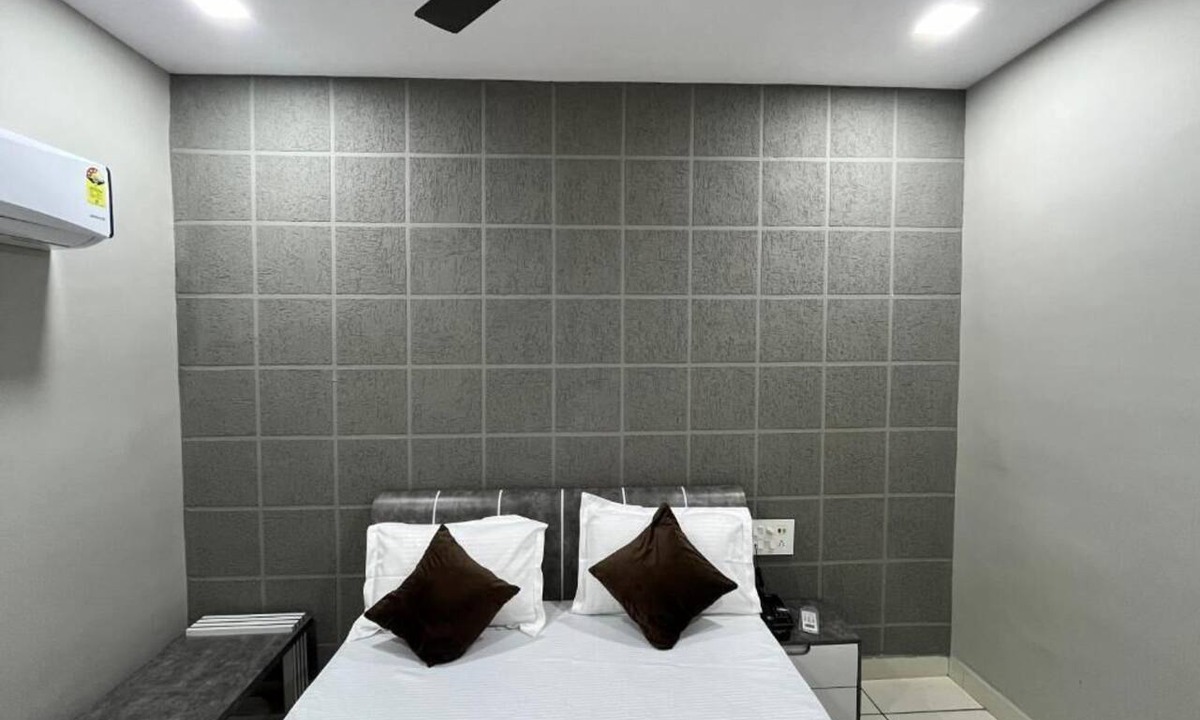 Vyara Hotel | HOTEL FIONA