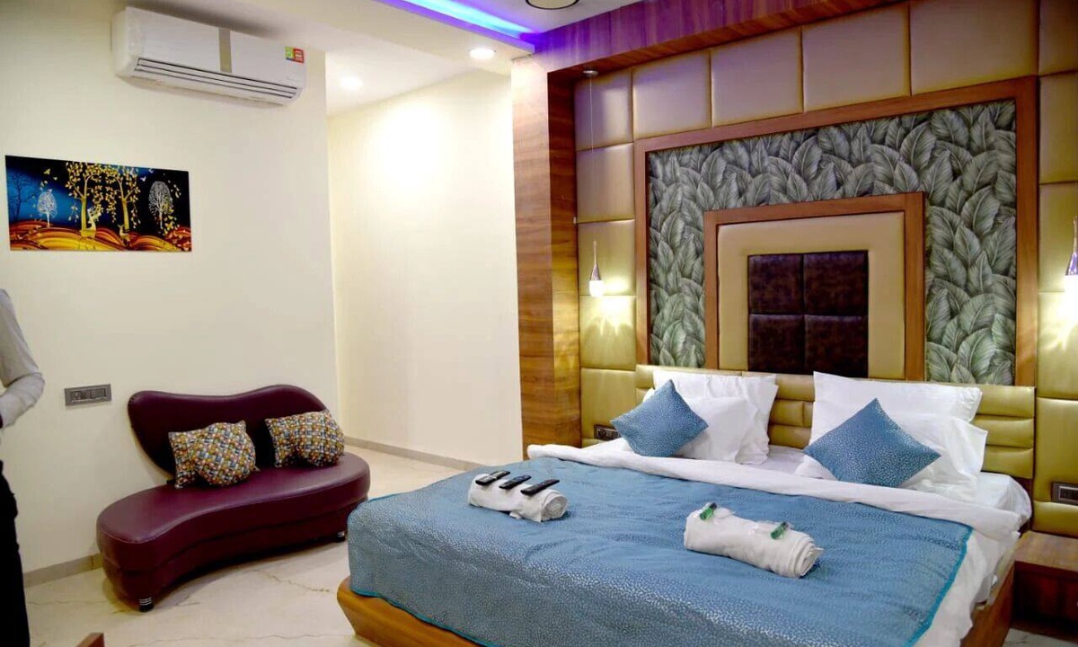 Warora Hotel | Hotel Greenway