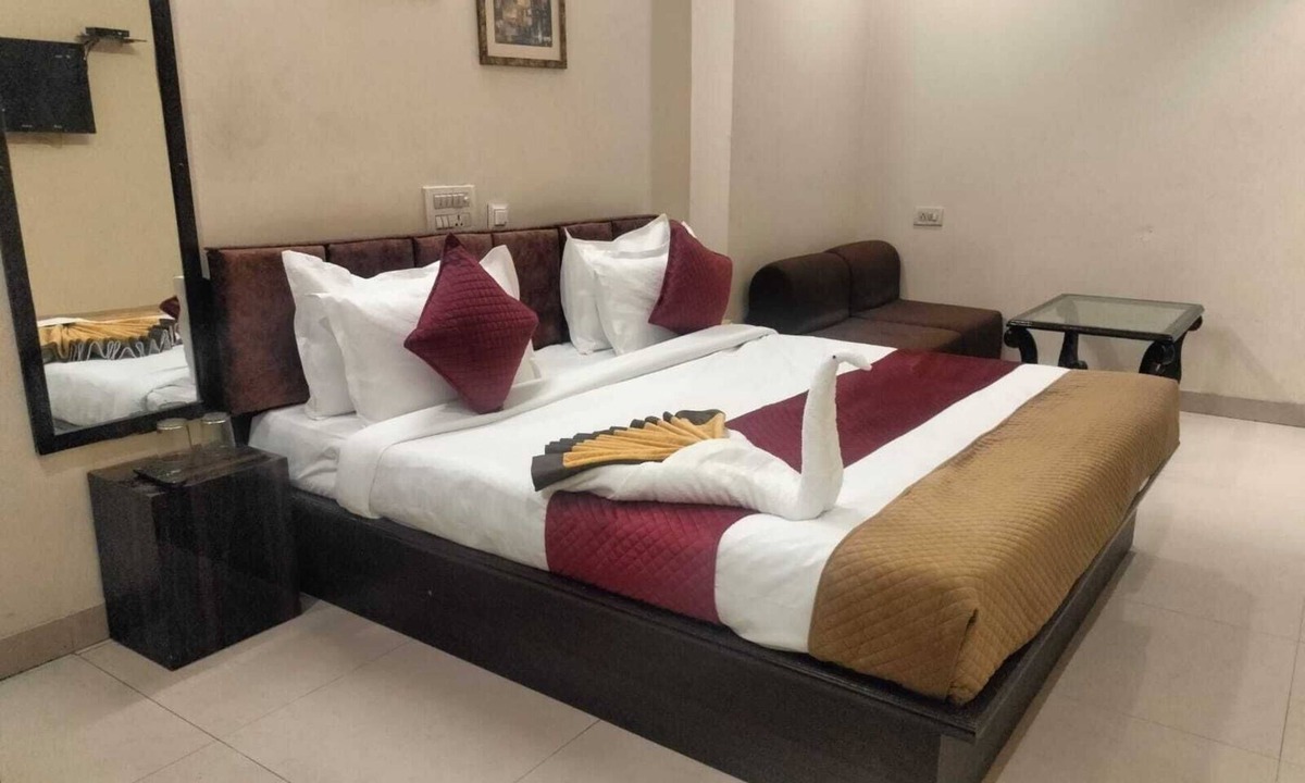 Mayapur Hotel | Hotel Jagat inn