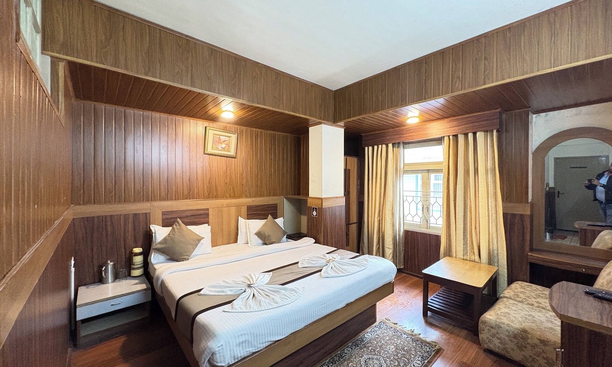 Darjeeling Hotel | HOTEL MARVEL INTERNATIONAL AND RESTURANT