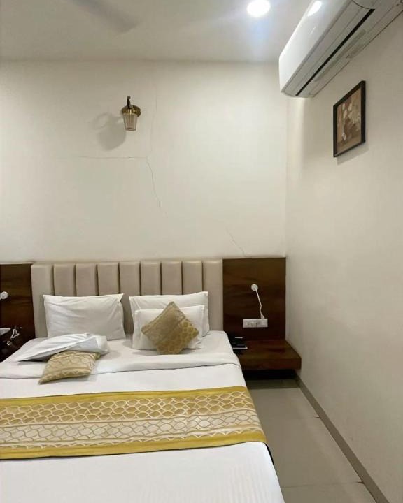 Maheshwar Hotel | Hotel moon palace