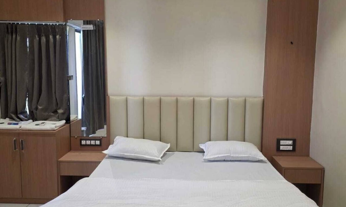 Malsiras Hotel | Hotel Nandanwan Resto and Bar