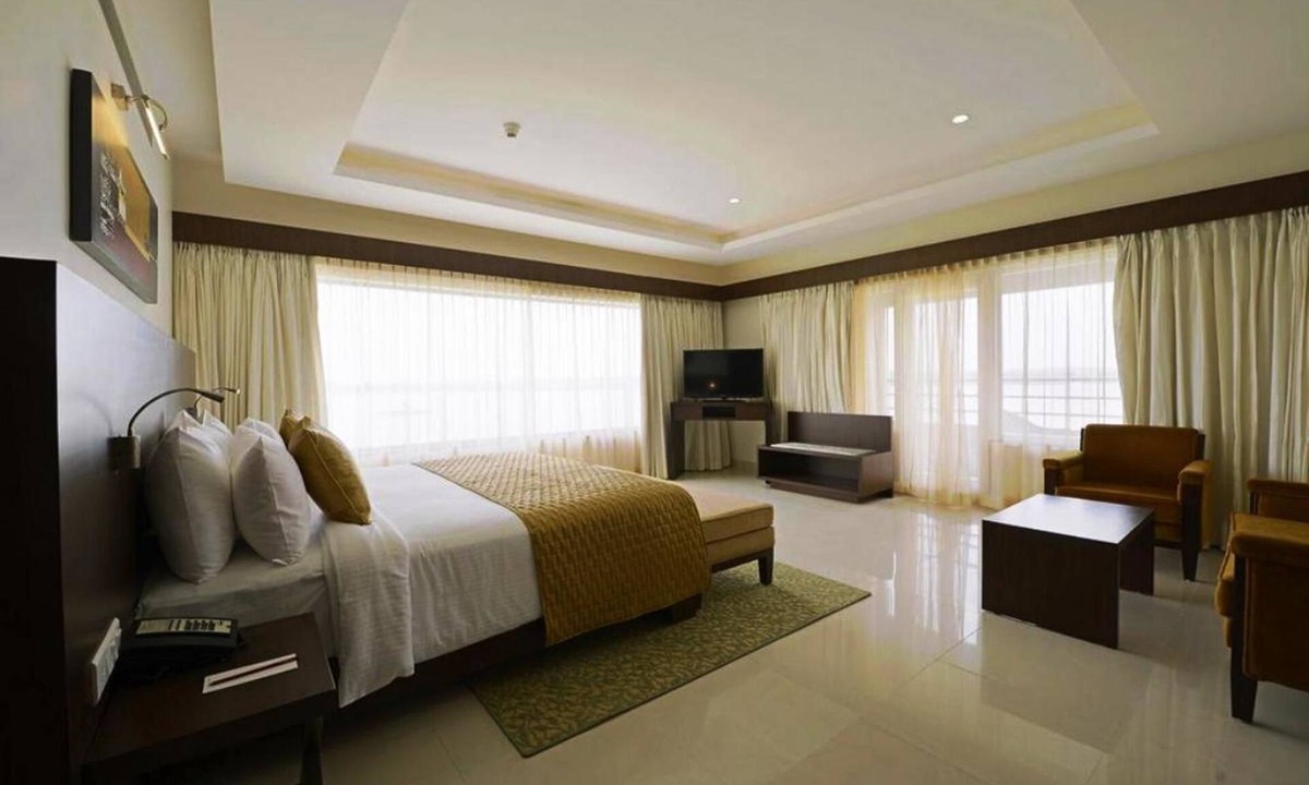 Hubli Hotel | Hotel Naveen