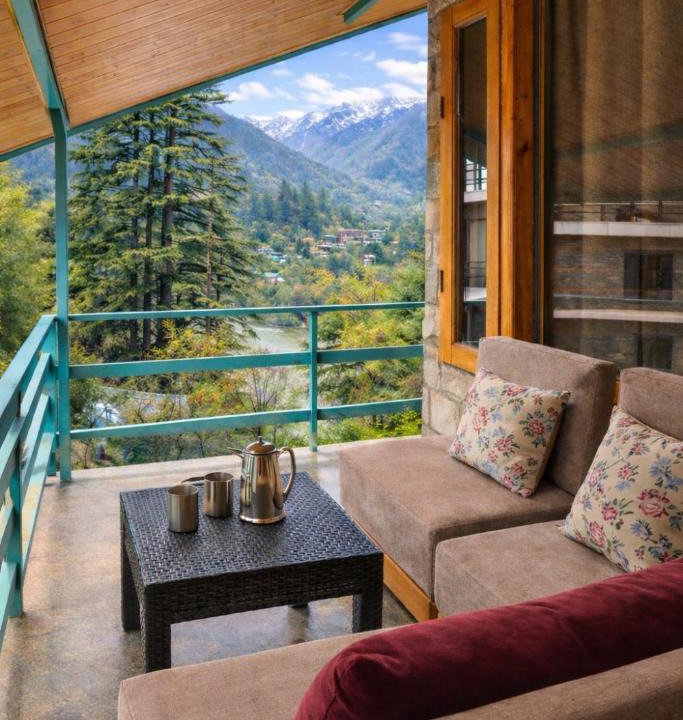 Manali Hotel | Hotel Old Manali with Balcony, Mountain and River View
