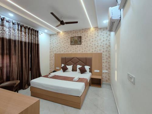 Amritsar Hotel | Hotel Pilgrim Near Golden Temple