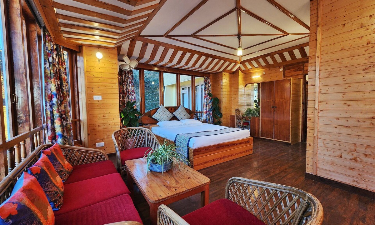 Shimla Hotel | Hotel Pineview Shimla