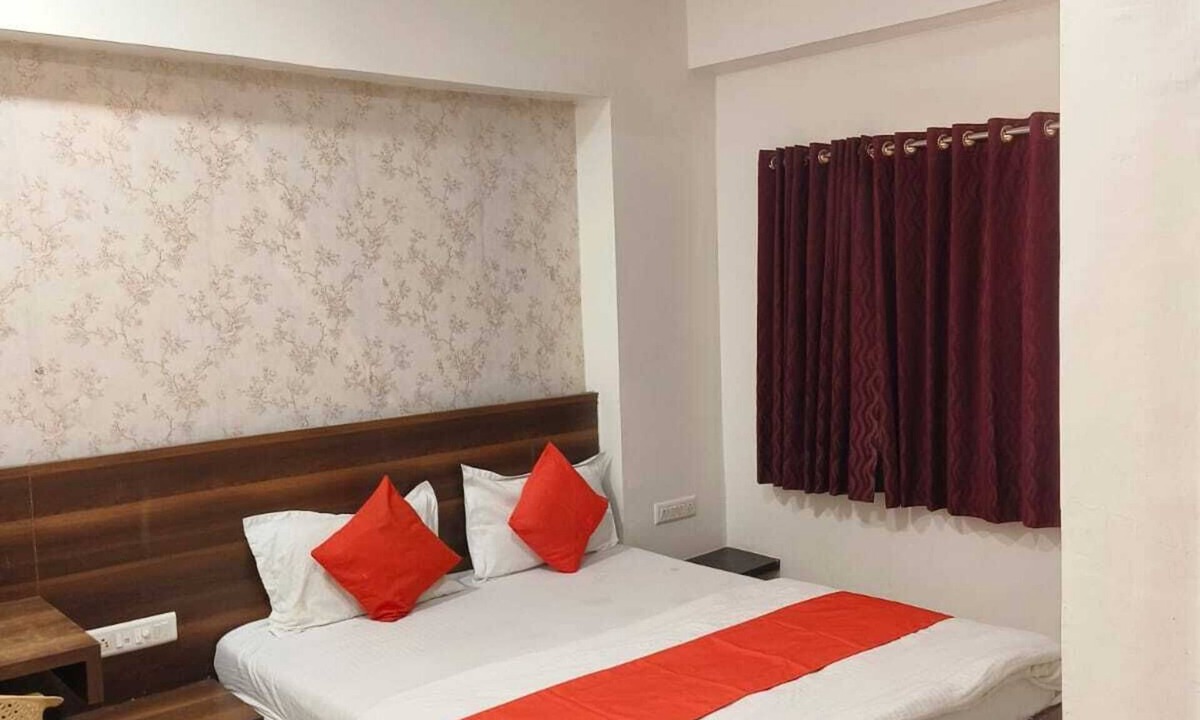 Gandhinagar Hotel | Hotel Prayosha