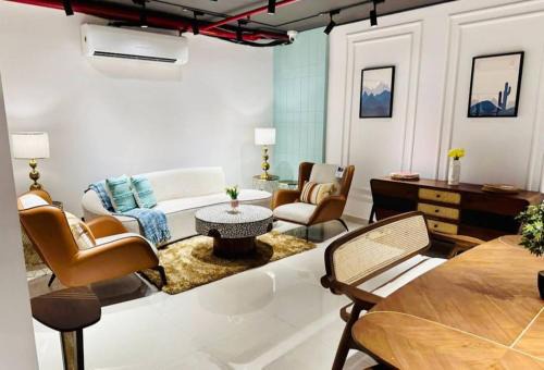 Ghaziabad Hotel | Hotel Prithvi Studio - RDC And Santosh Hospital