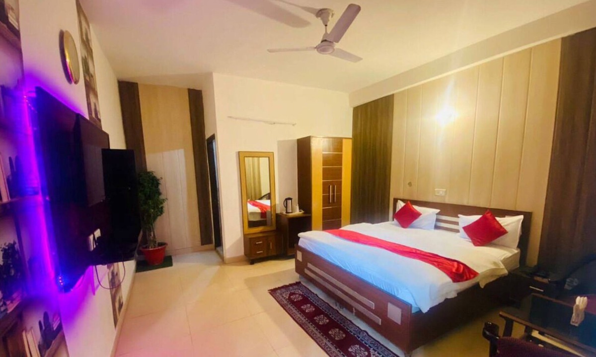 Meerut Hotel | Hotel Rajhans Regency