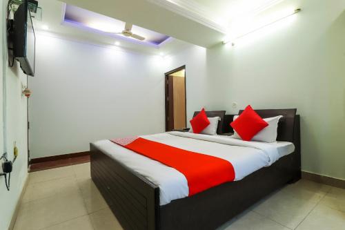 Gomti Nagar Hotel | Hotel Sai Vatika Guest House