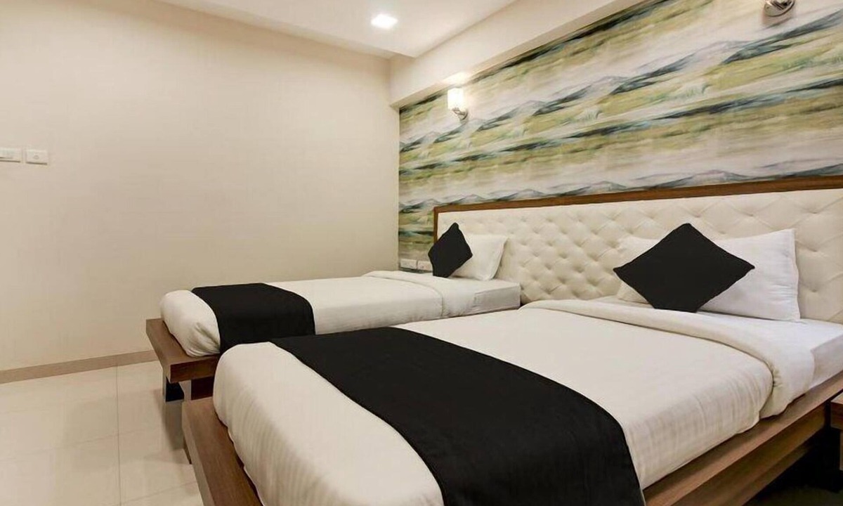 Rabale Hotel | Hotel Vrushali Inn