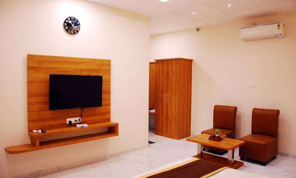 Falna Hotel | Hotel Wing Orbit