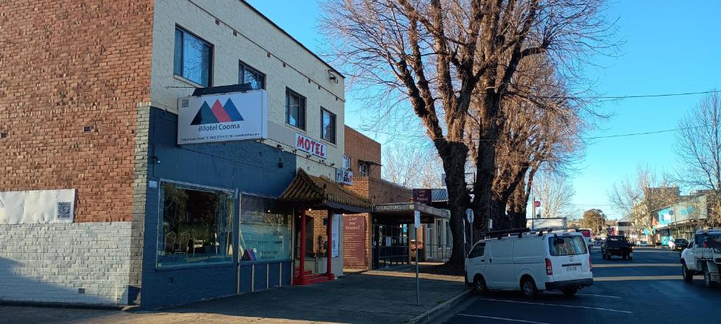 Cooma Hotel | iMotel Cooma