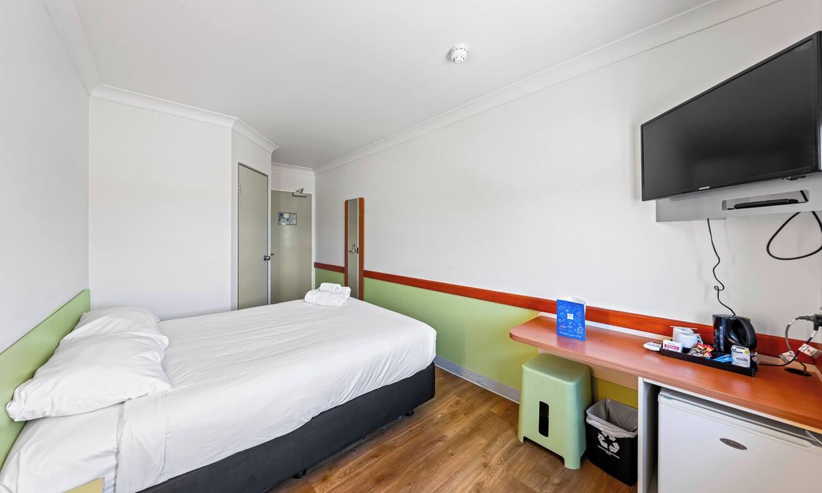 Windsor Hotel | Imperial Motel Windsor
