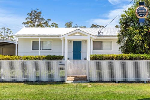 Callala Bay House | Indigo Pet Friendly 5 Mins Walk to Bay