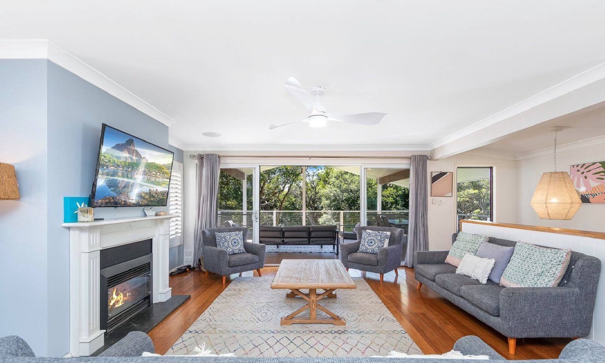 Killcare House | Indys Beach House by HolidayCo.