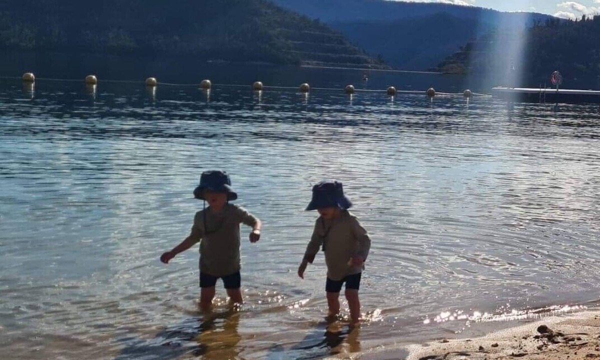 Talbingo House | Internet unlimited, fully renovated house. Fishing, skiing & Selwyn snowfields.