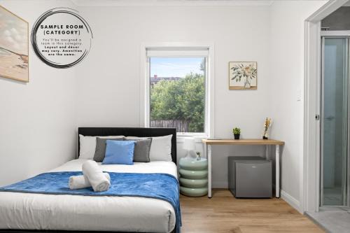 Matraville House | Inviting Double Room with Ensuite Bath Sunlit Comfort at Matraville - Shared Kitchen