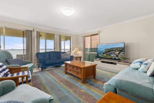 St. Georges Basin House | Island View by Experience Jervis Bay