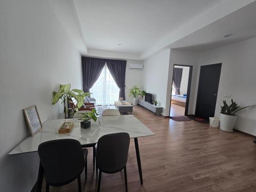 Bintulu Apartment | Jenz-2 Homestay