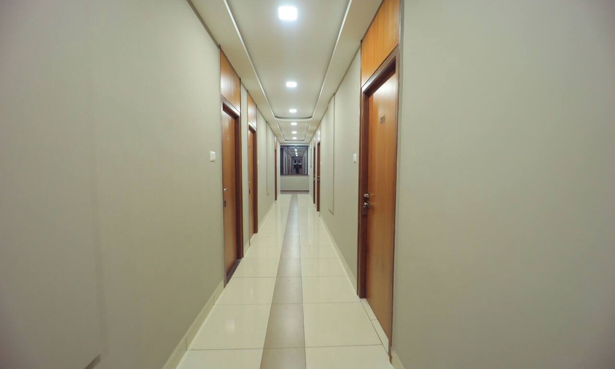 Vellore Hotel | JKINN