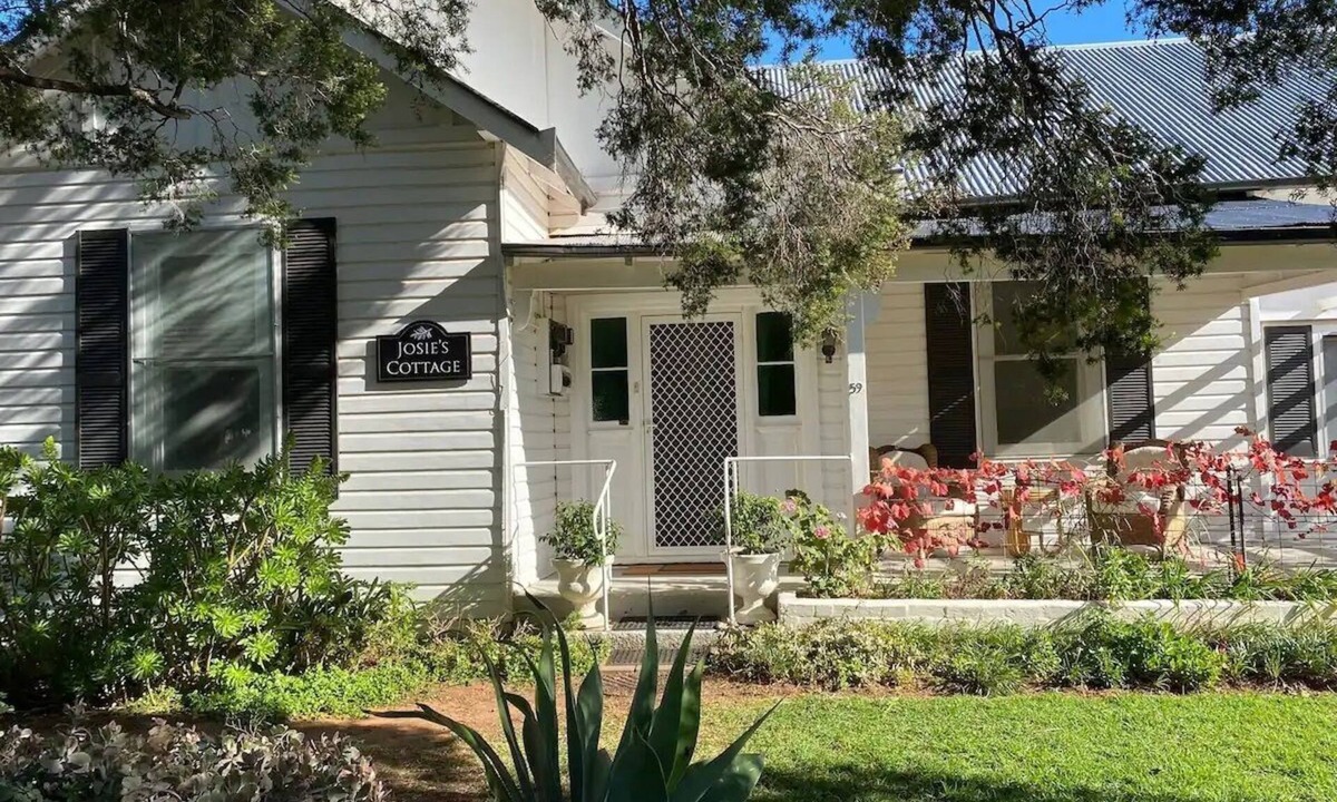 Trangie Cottage | Josie's Cottage - Accommodation in Trangie NSW