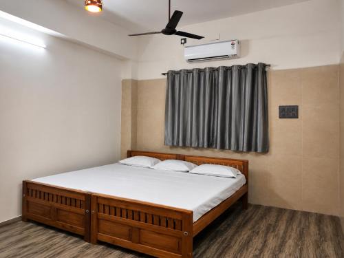 Rameshwaram Hotel | Joy Ac Hall & Rooms