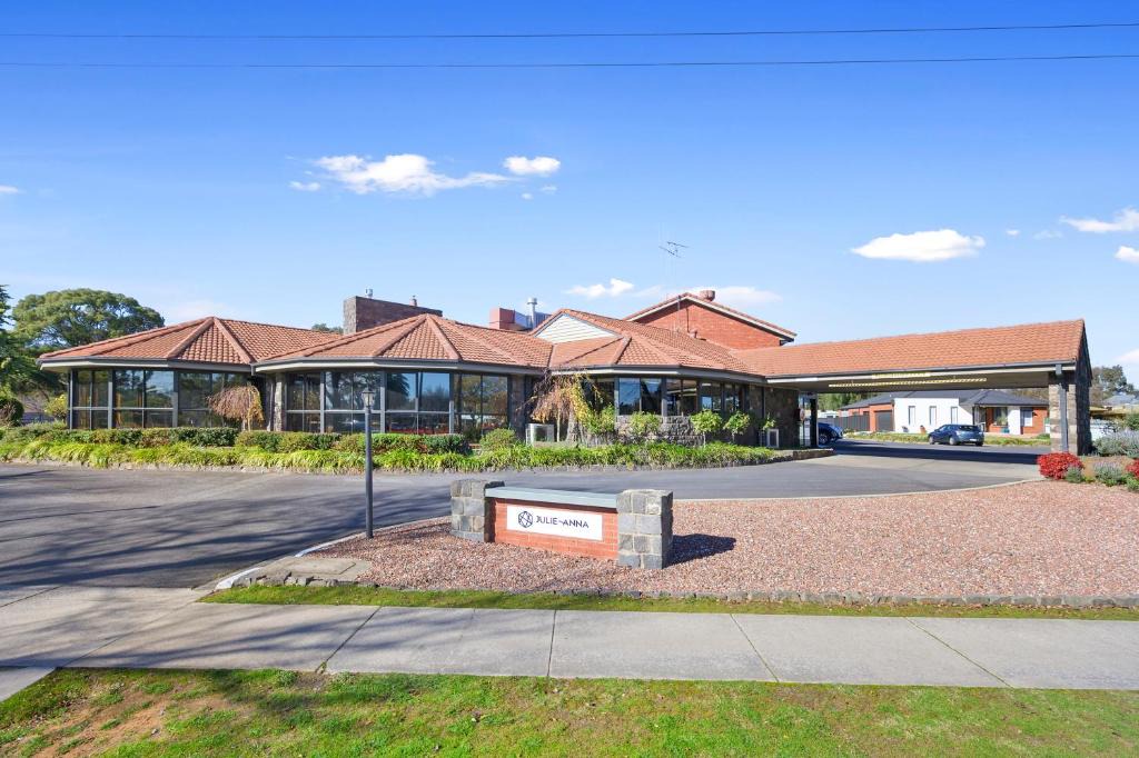 Bendigo Hotel | Julie-Anna, Bendigo