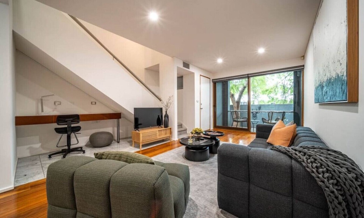 Kent Town Villa | Juniper on Rundle - A Leafy City-fringe Escape