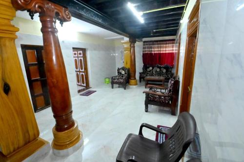 Murudeshwara House | Kamath Home Stay
