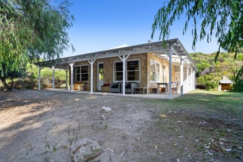 Dawesville House | Kangaroo Cottage