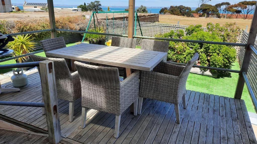 Kingscote House | Kangaroo Island Accommodation