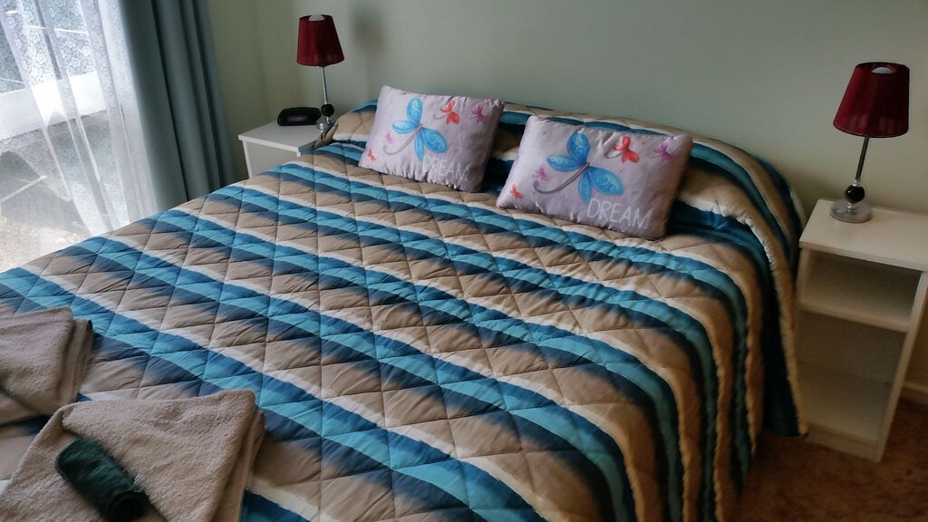 Kingscote Cabin | Kangaroo Island Accommodation - Molly's Cottage