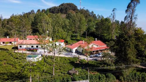Khattalwada Bed & Breakfast | Karuniagiri Guest House