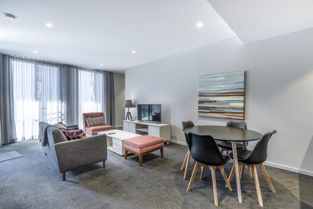 Kingston Apartment | Kingston Foreshore Island - Waterfront luxury - Hosted by Canstay