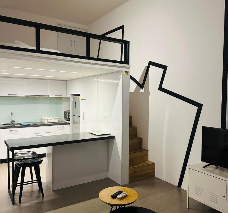Brickfields Apartment | KL Sentral Bangsar Suites EST by Mirza Signature Suites