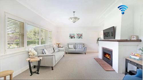 Bowral House | Kookaburra Cottage