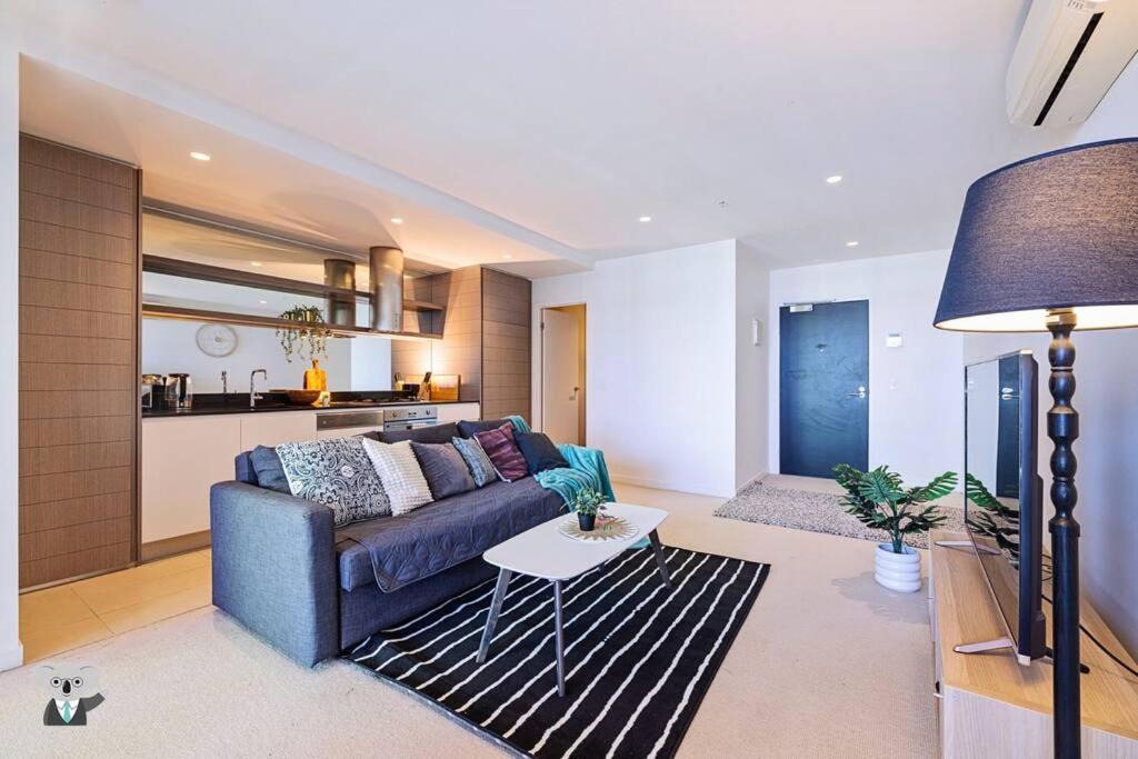 Abbotsford Apartment | KozyGuru/Abbotsford/Cosy 1Bed Apt/VAB813C