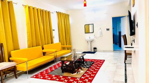 Varanasi Apartment | Krishna Home-stays