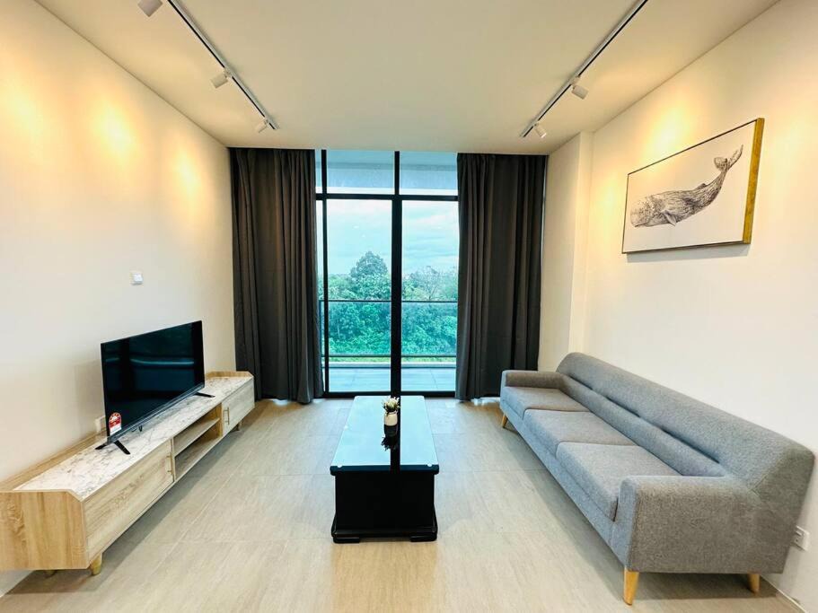 Kampung Stampin Apartment | Kuching BDC Rex Apartment