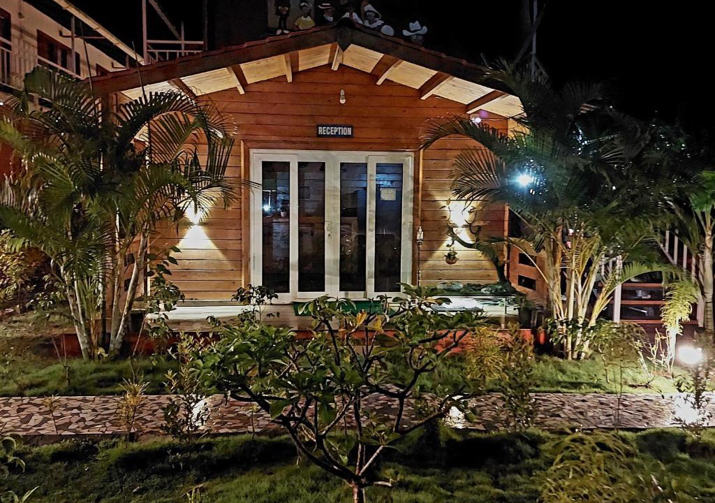 Arambol Resort | La Zarya Beach Resort
