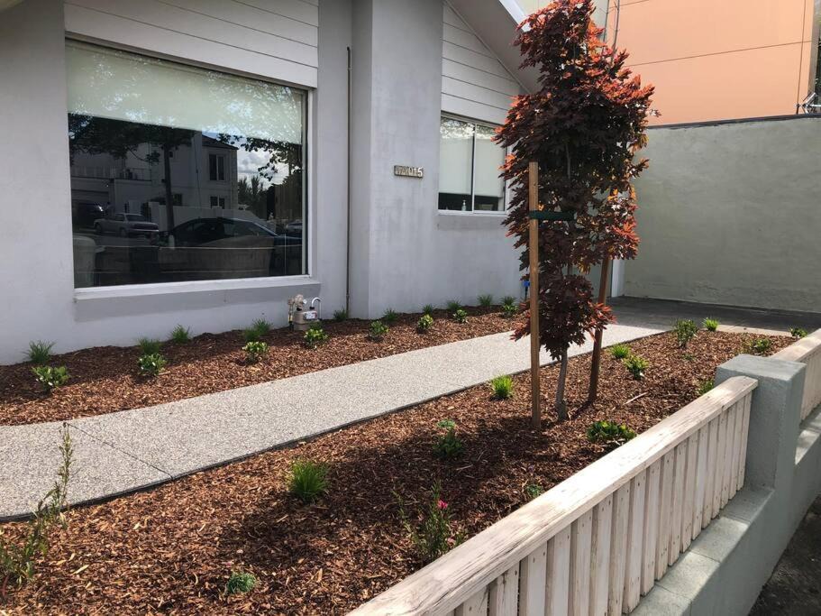 Lake Wendouree Apartment | Lake Apartment