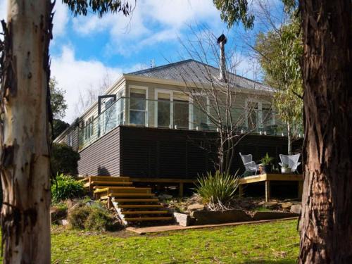 Daylesford House | Lake Como Villa - Lake Daylesford on your doorstep