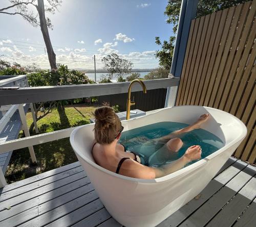 Green Point House | Lakeview Cottage