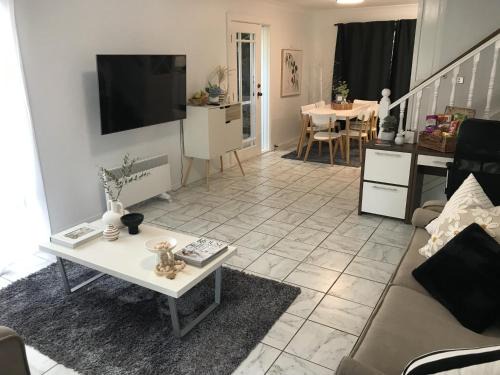 Toronto House | Lakeview Home