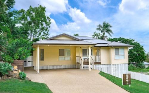 The Range House | Lamington Cottage