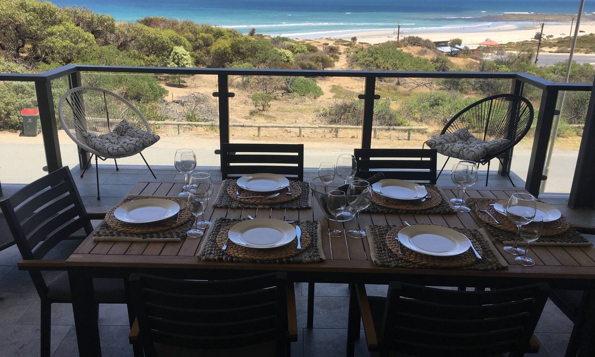 Aldinga Beach House | Large Beach House with MESMERISING sea views regular stunning sunsets