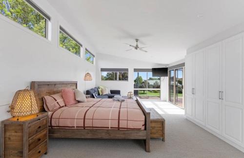 Newhaven House | Large Pet Friendly Island Escape
