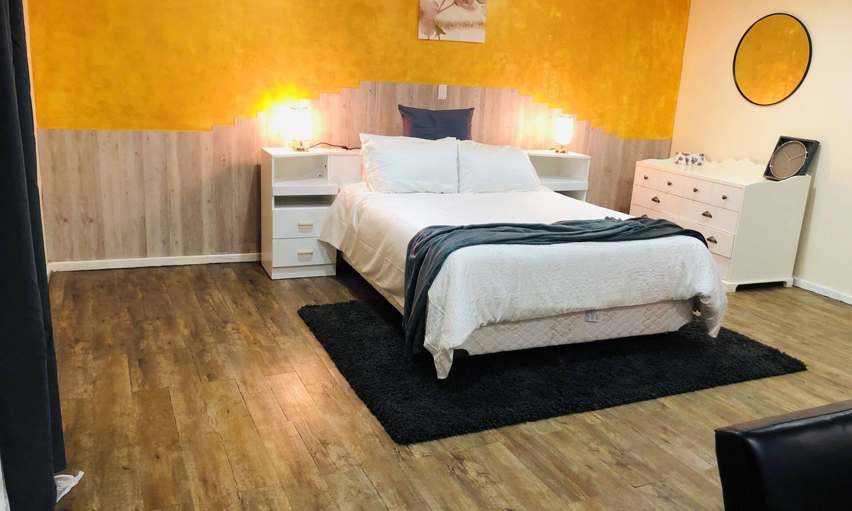 Beechina Other | Large room on a farm already on Airbnb and booking.com